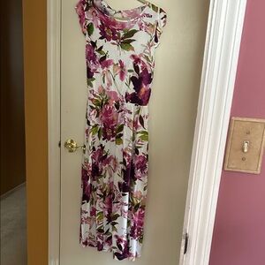 Romantic floral ruffled short sleeve maxi dress